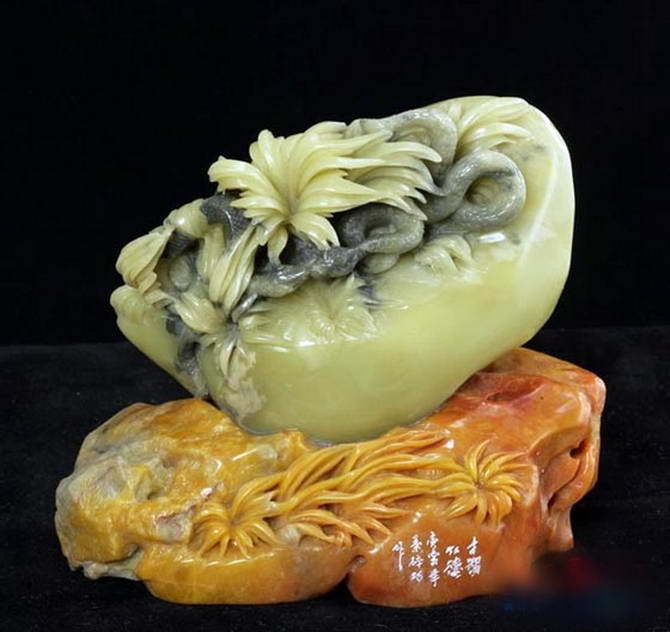 十二生肖寿山石雕刻